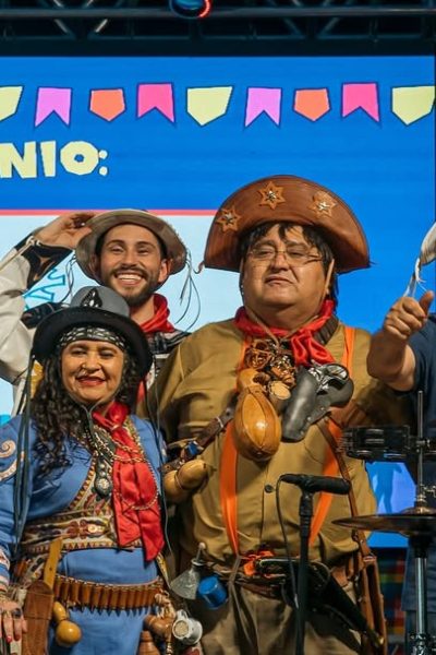 @trioamizadeoficial 🥁3º dia de arraiá muito bem iniciado com esse espetáculo! 🔥🤠 (4)
